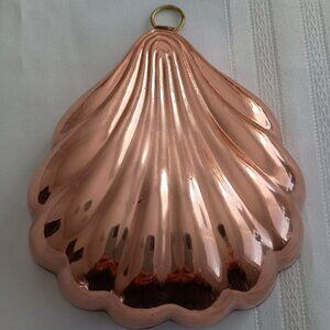 Smaller Copper Tin-Lined Shell Shaped Mold